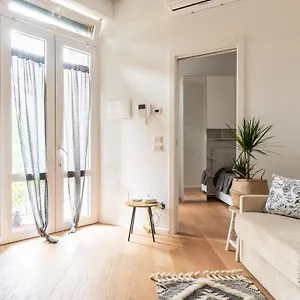 La Casa Sull'albero Navigli Apartment Milan